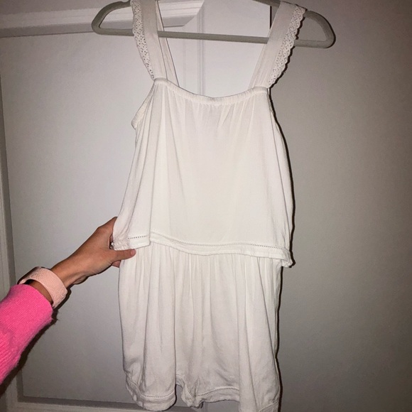 Elegant White Lace-Trimmed Jumpsuit - Picture 1 of 4